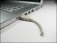 Clé USB câble arrache